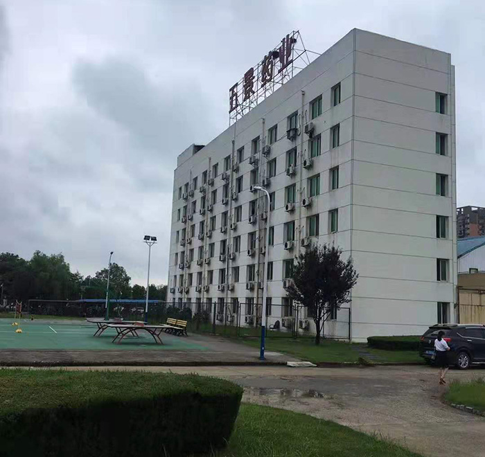 襄陽(yáng)五景藥業(yè)-實(shí)驗(yàn)室通風(fēng)柜案例